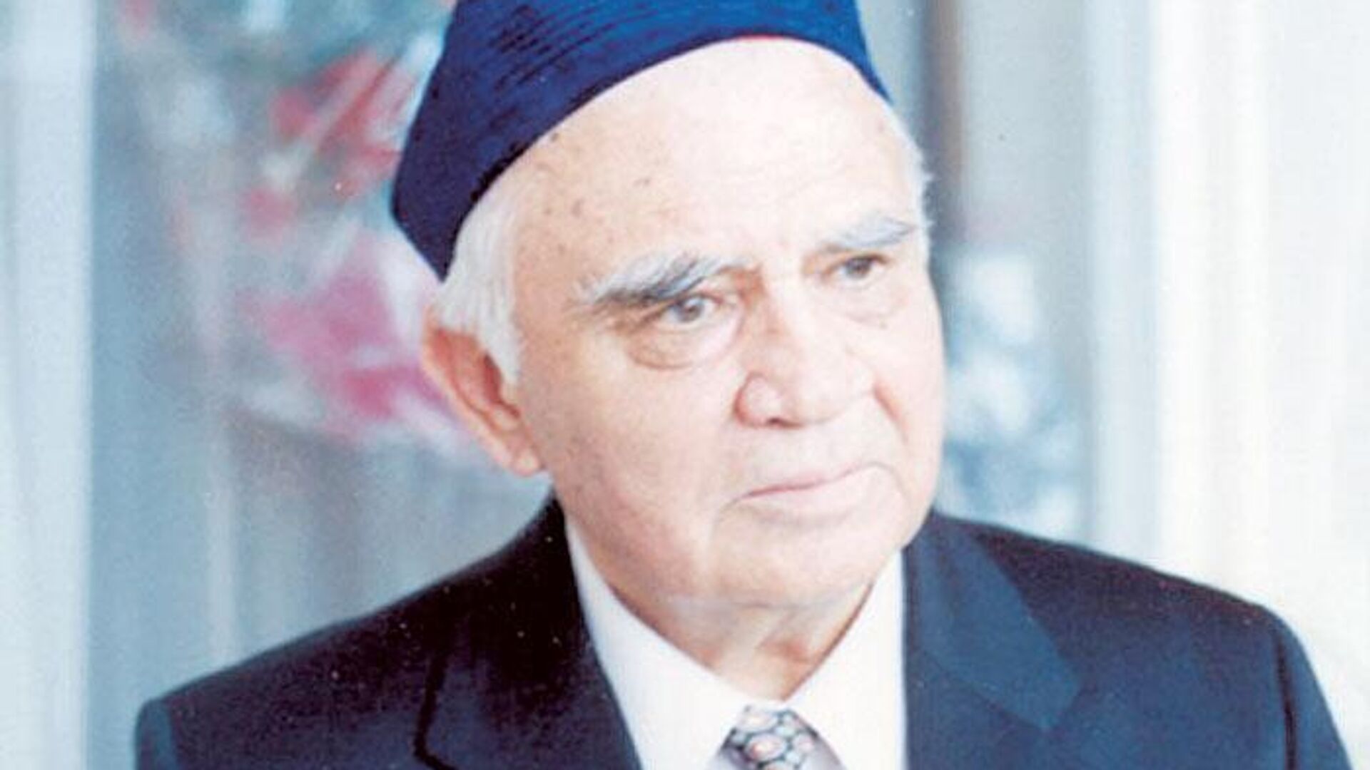 25-oktabr —O‘zbekiston xalq yozuvchisi Pirimqul Qodirov tavallud topgan kun