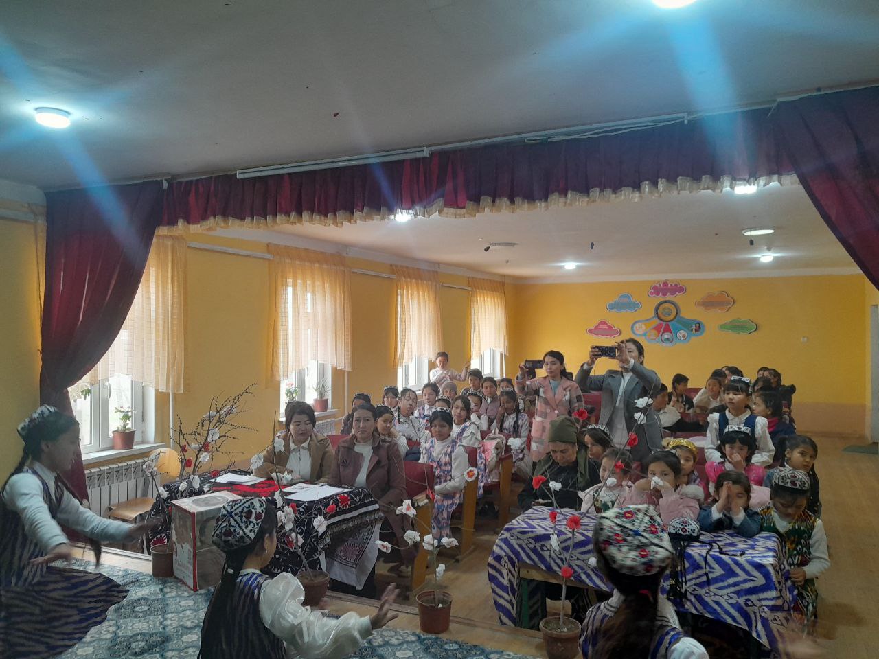 "Salom bahor - Zulfiyaxonim"