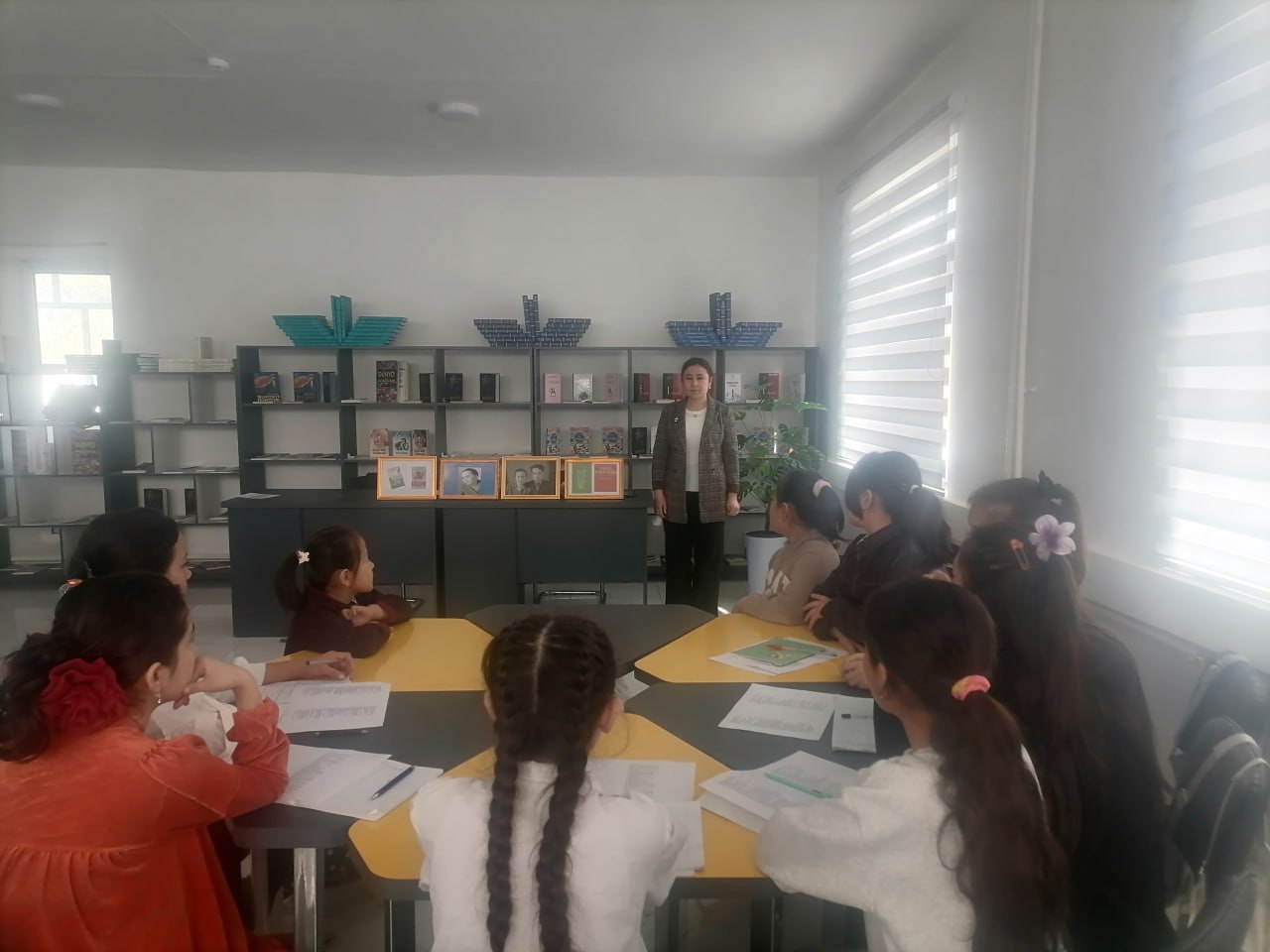 "Qalb va vatan kuychisi" nomli davra suhbati