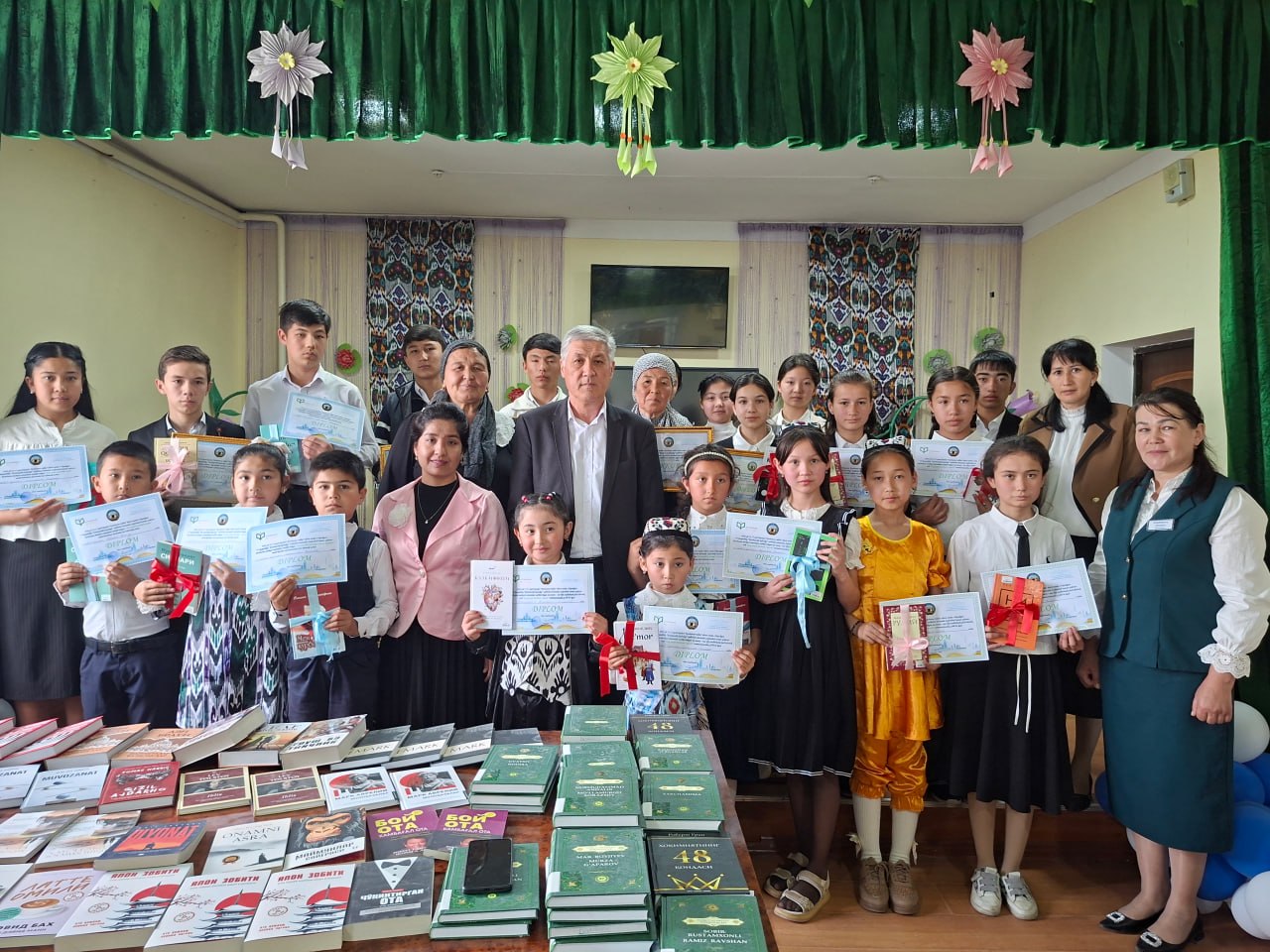 “Kitobxonlik haftaligi” ning taqdirlash marosimi